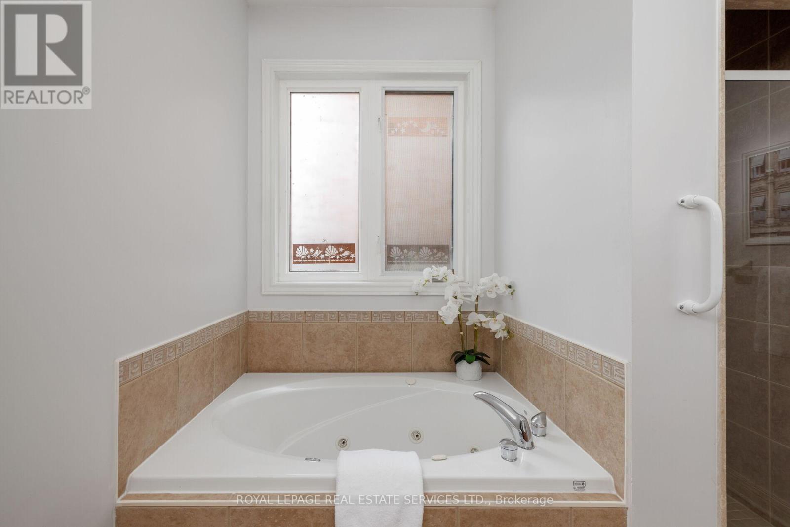 3417 Kinglet Court, Oakville, Ontario  L6L 6T3 - Photo 26 - W13135182