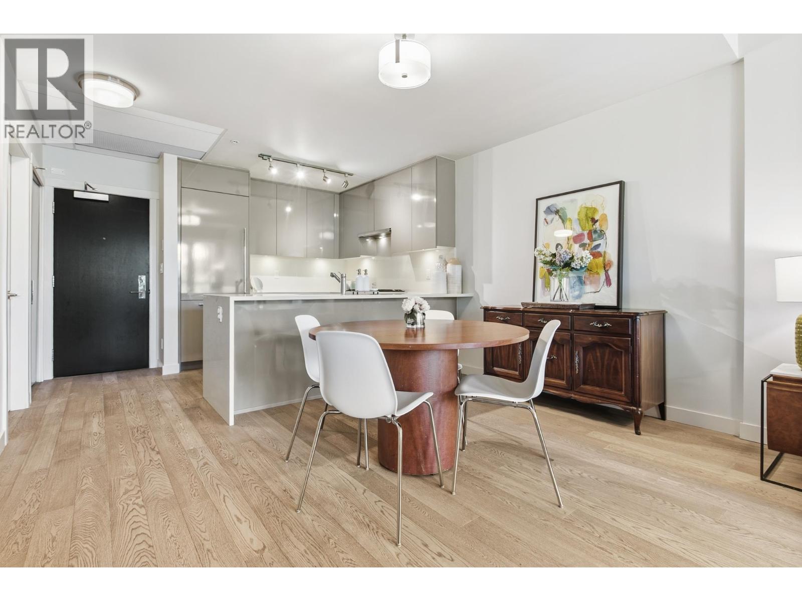 307 4488 CAMBIE STREET, Vancouver, British Columbia
