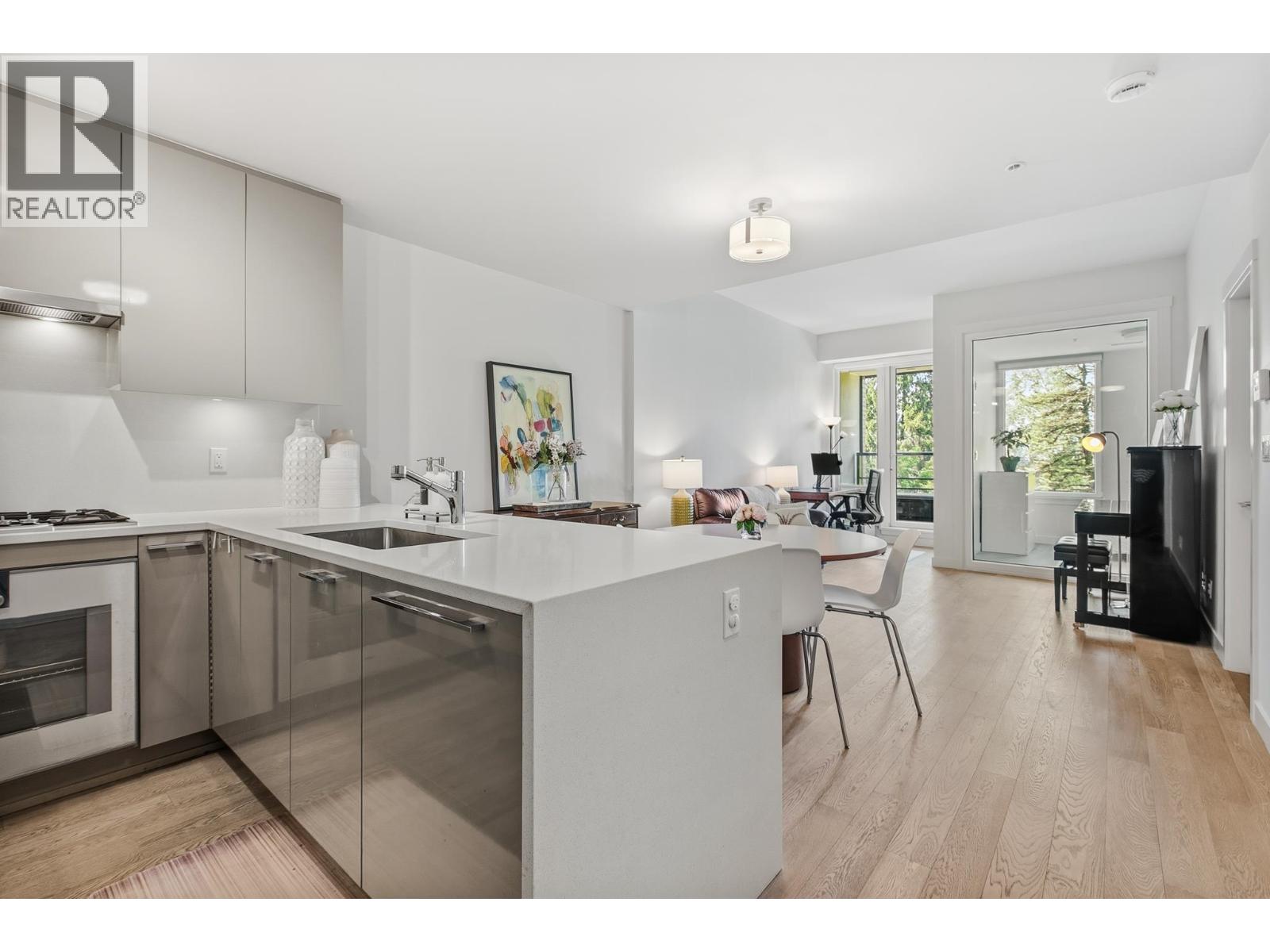 307 4488 Cambie Street, Vancouver, British Columbia  V5Y 0M2 - Photo 4 - R3124294