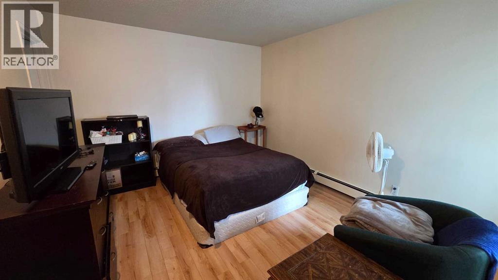 318, 10120 Brookpark Boulevard SW, Calgary, Alberta  T2W 3G3 - Photo 6 - A2281973