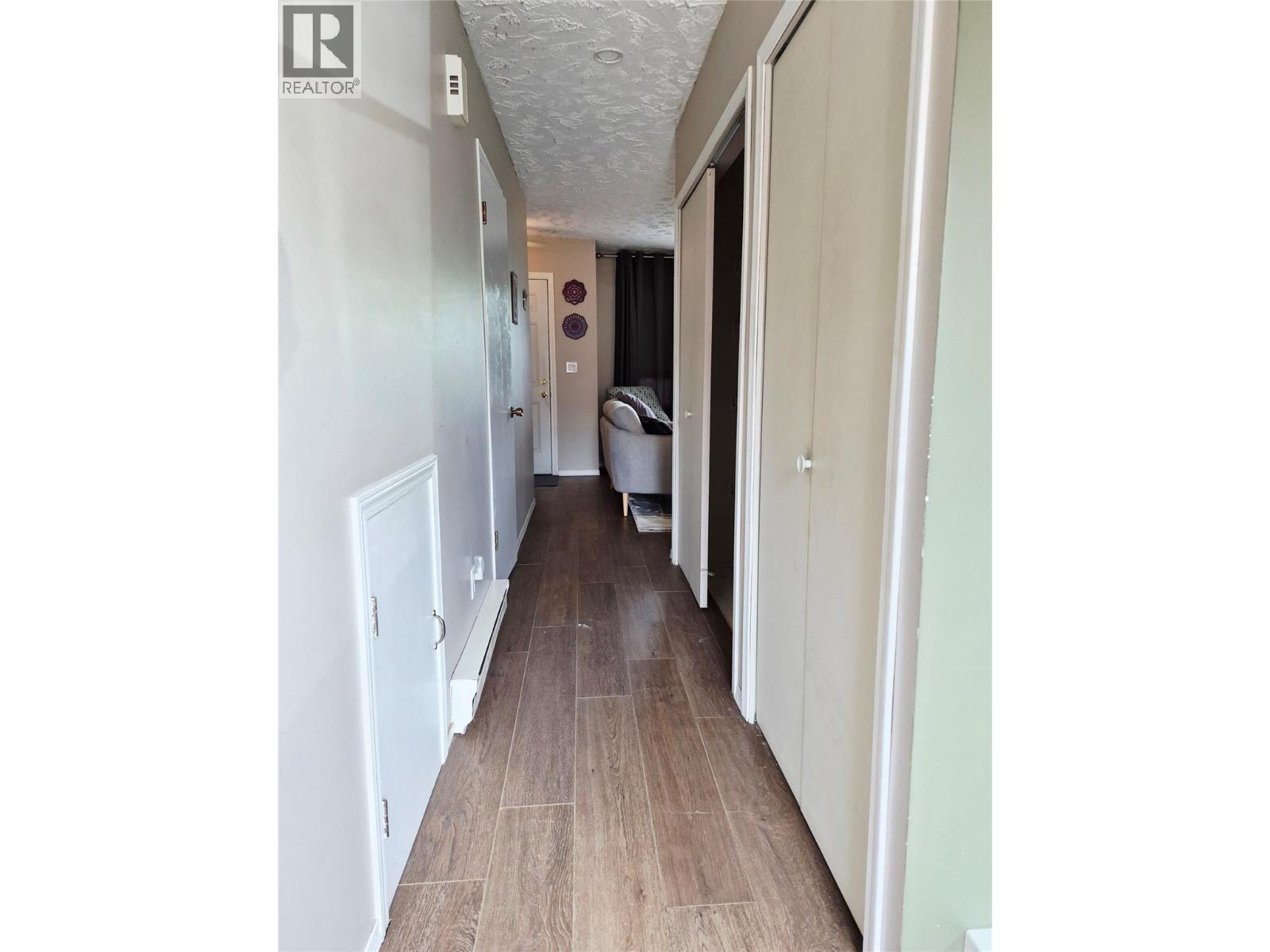 4102 24 Avenue Unit# 2, Vernon, British Columbia  V1T 1M2 - Photo 4 - 10386606