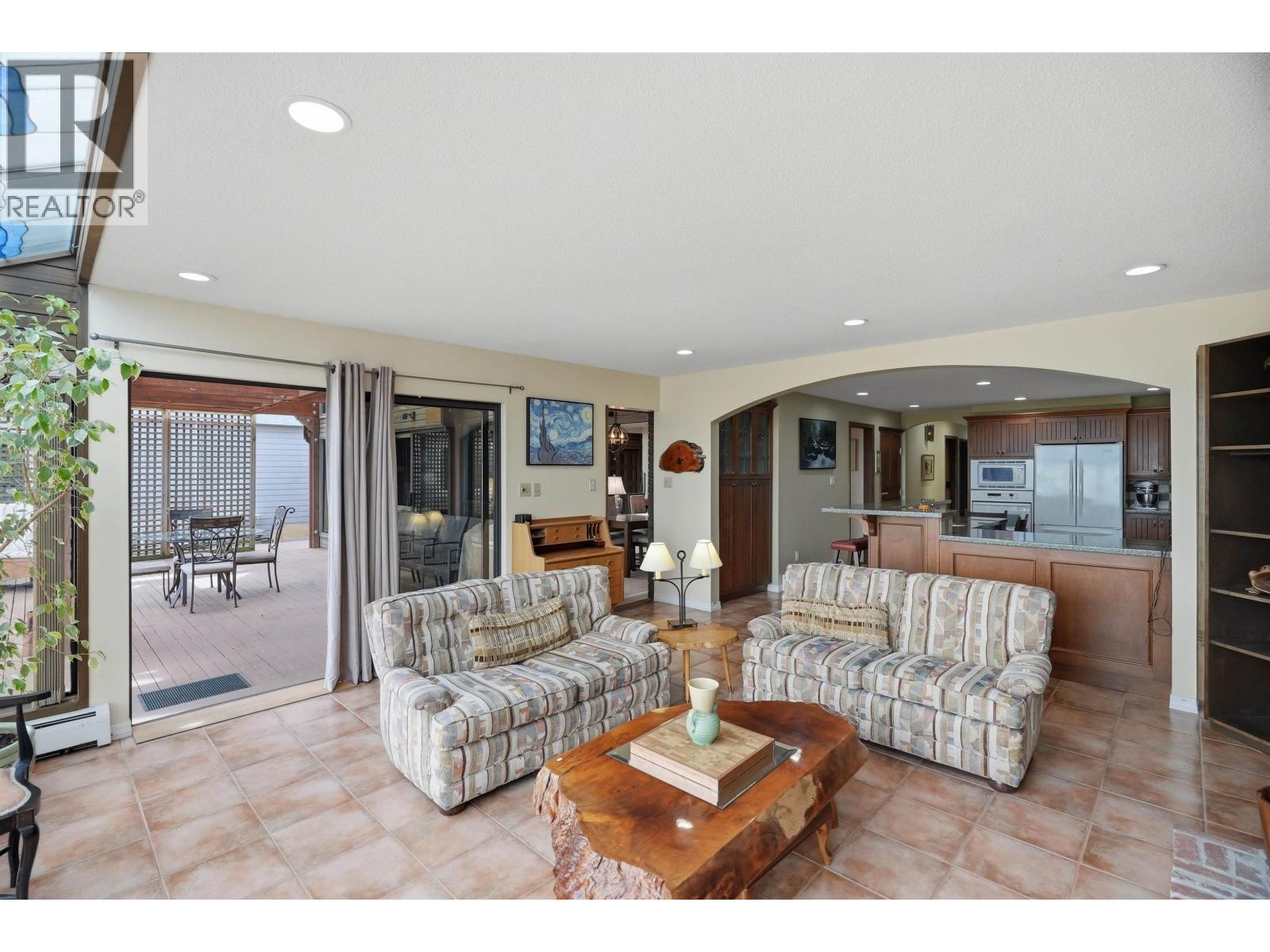 1364 Beach Grove Road, Delta, British Columbia  V4L 1N6 - Photo 17 - R3124275