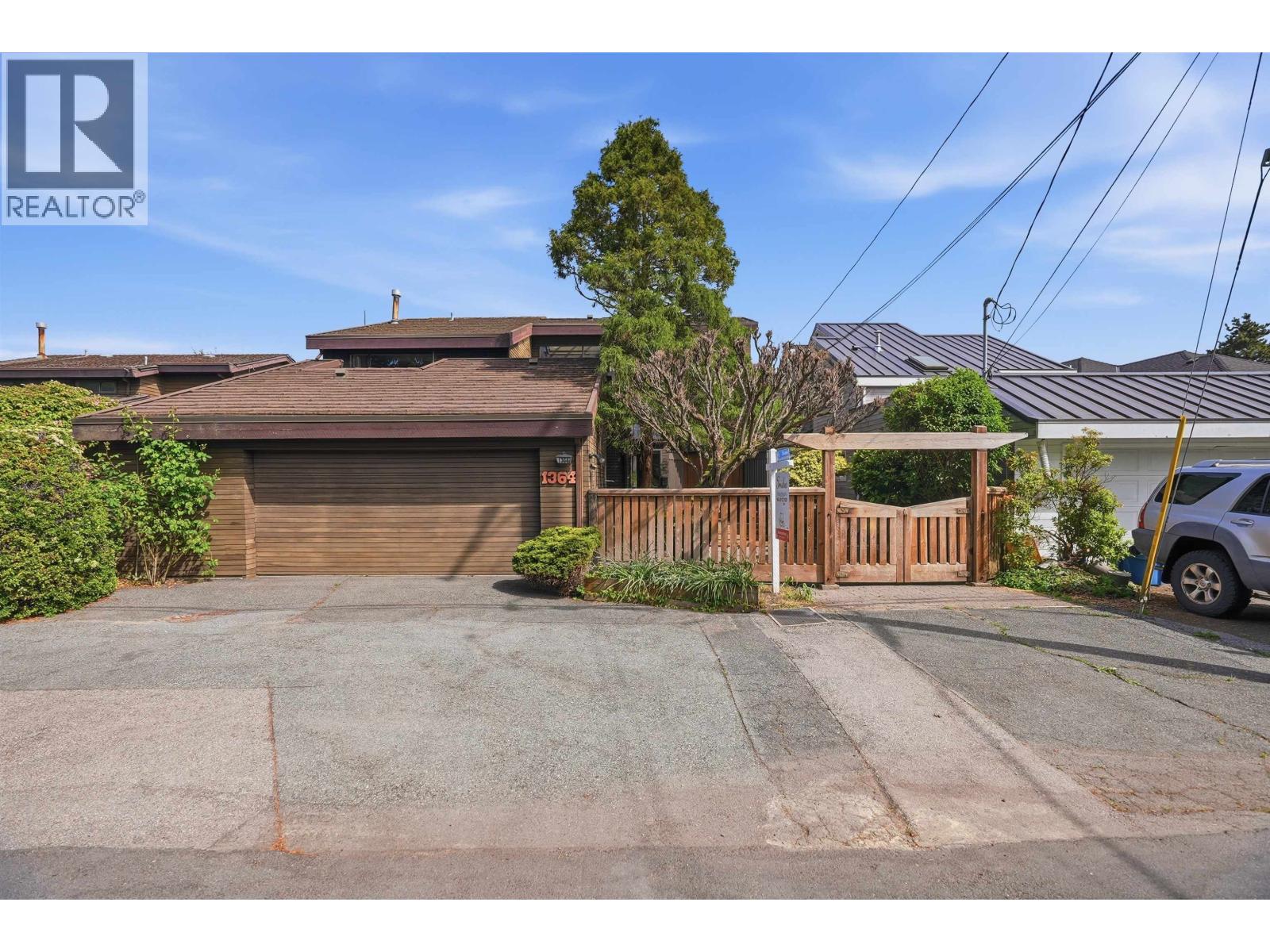 1364 Beach Grove Road, Delta, British Columbia  V4L 1N6 - Photo 4 - R3124275
