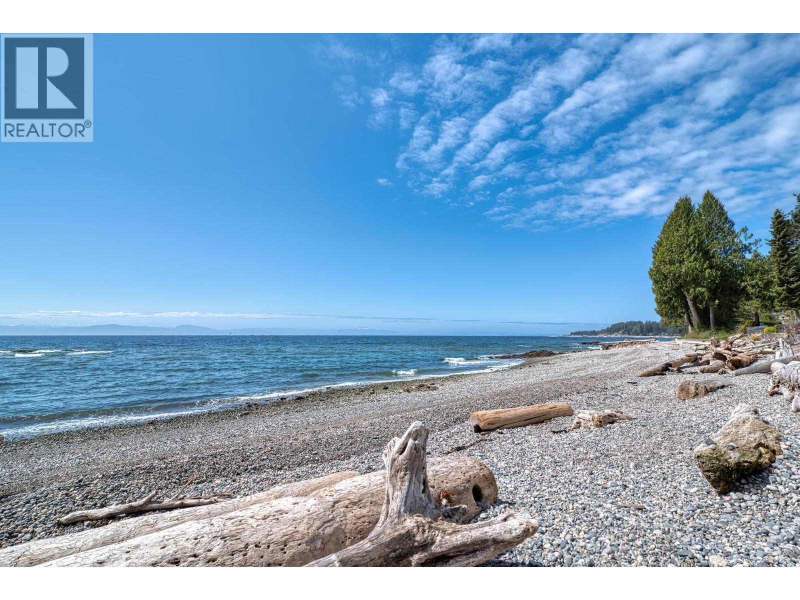 3477 Spruce Road, Roberts Creek, British Columbia  V0N 2W2 - Photo 37 - R3124291