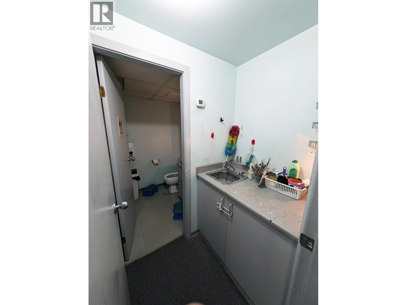 300 4400 Hazelbridge Way, Richmond, British Columbia  V6X 3R8 - Photo 8 - C8078805
