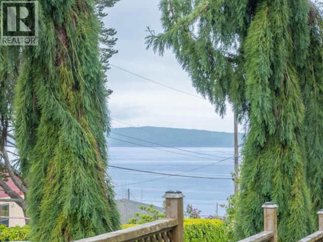 6975 Terrace Street, Powell River, British Columbia  V8A 1H3 - Photo 14 - 19861