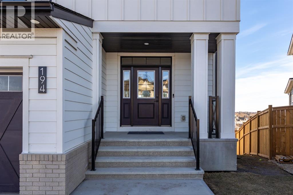 194 Baneberry Way SW, Airdrie, Alberta  T4B 5M2 - Photo 2 - A2303189