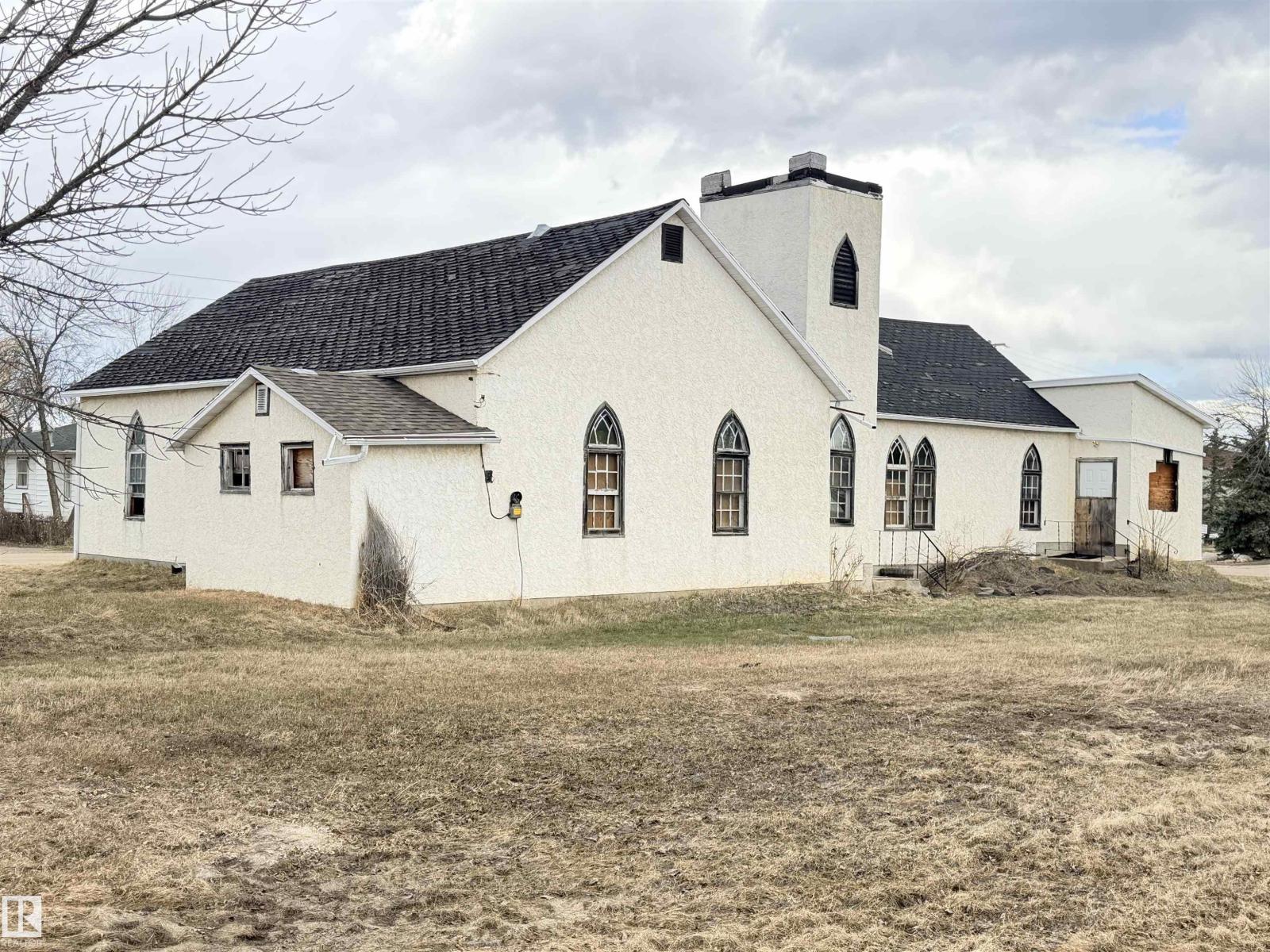 5036 49 ST, clyde, Alberta