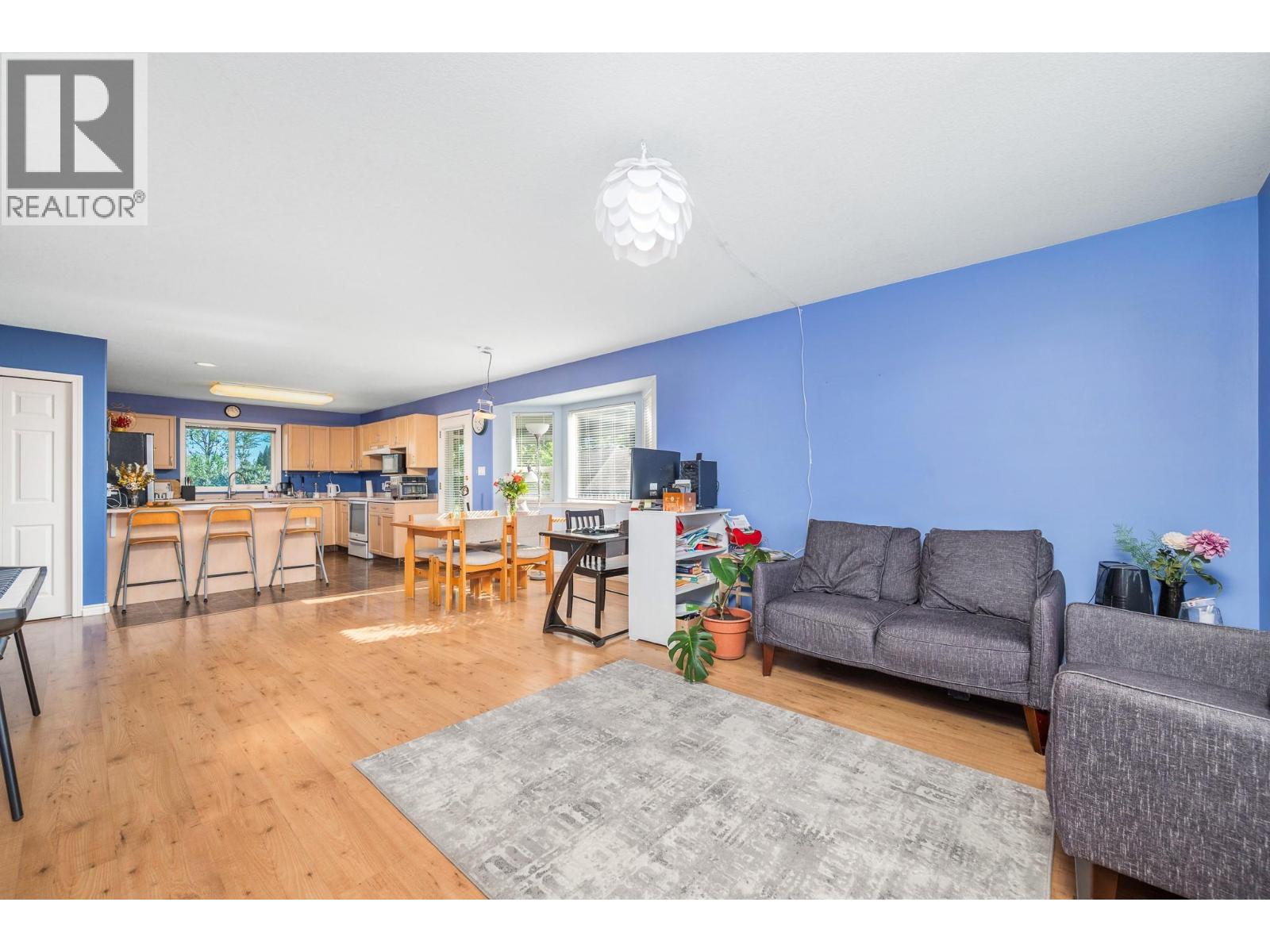 1805 47 Avenue, Vernon, British Columbia  V1T 9P3 - Photo 7 - 10387508