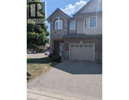 40 DARTMOUTH Gate Unit# 17, Stoney Creek, Ontario