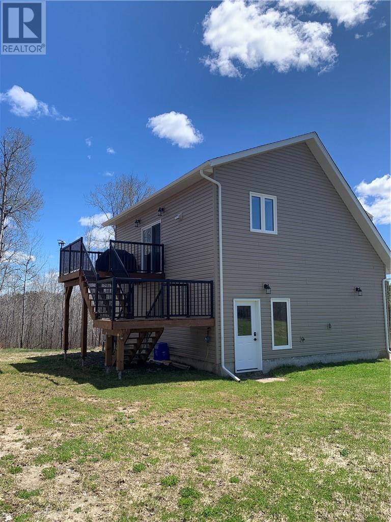 20 St Pothier Rd, Whitefish, Ontario  P0M 3C0 - Photo 3 - 2127797