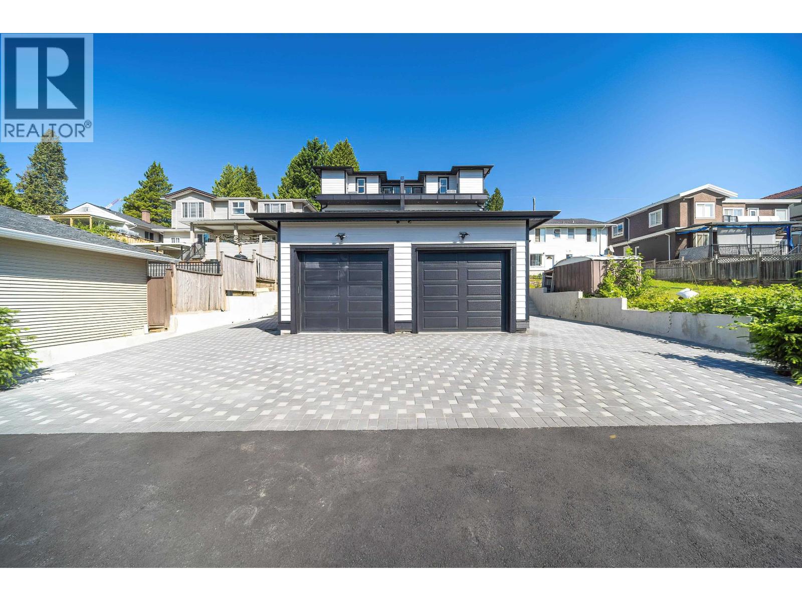 8012 11th Ave, Burnaby, British Columbia  V3N 2N7 - Photo 14 - R3121621