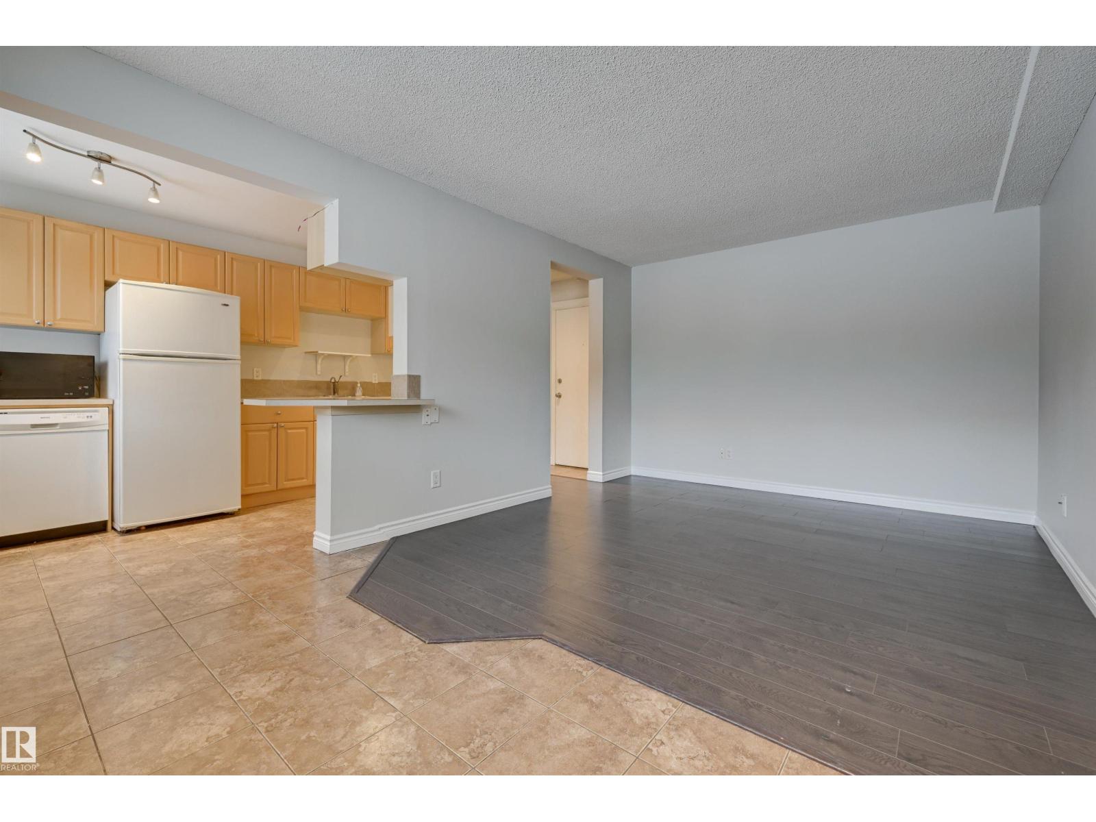 #105 10621 79 Av NW, Edmonton, Alberta  T6E 1S2 - Photo 4 - E4475435