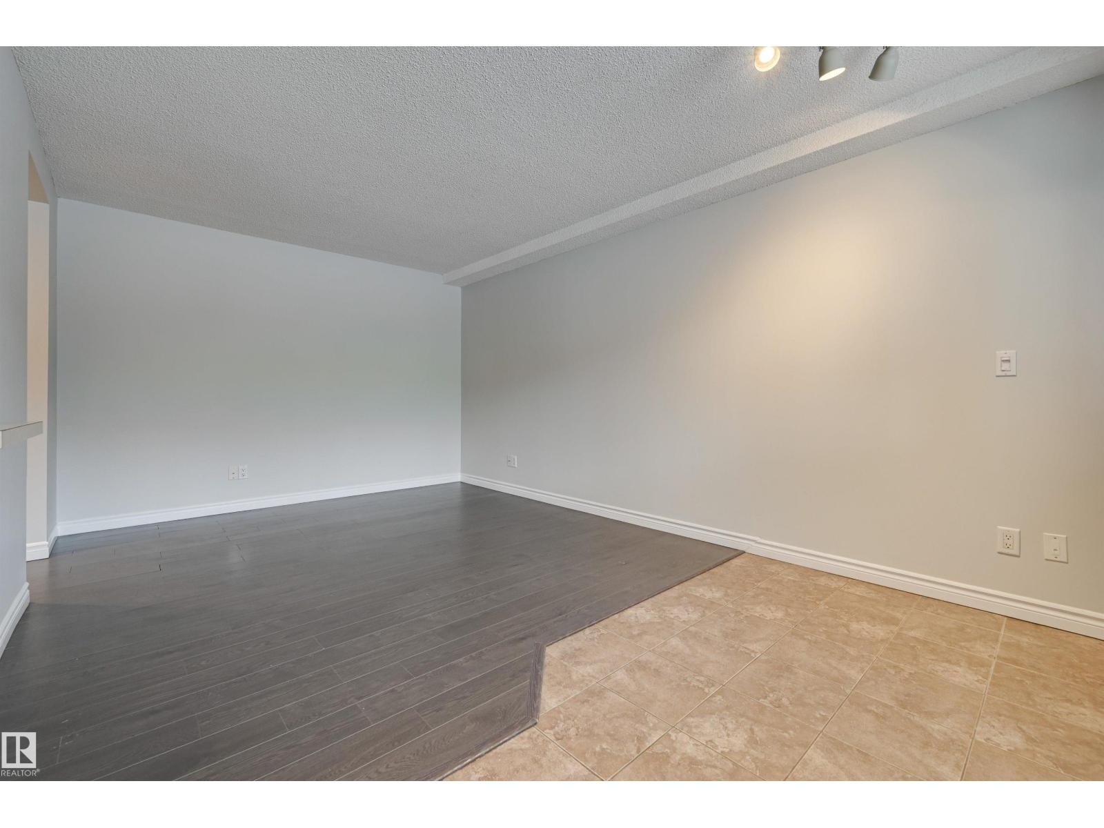 #105 10621 79 Av NW, Edmonton, Alberta  T6E 1S2 - Photo 5 - E4475435