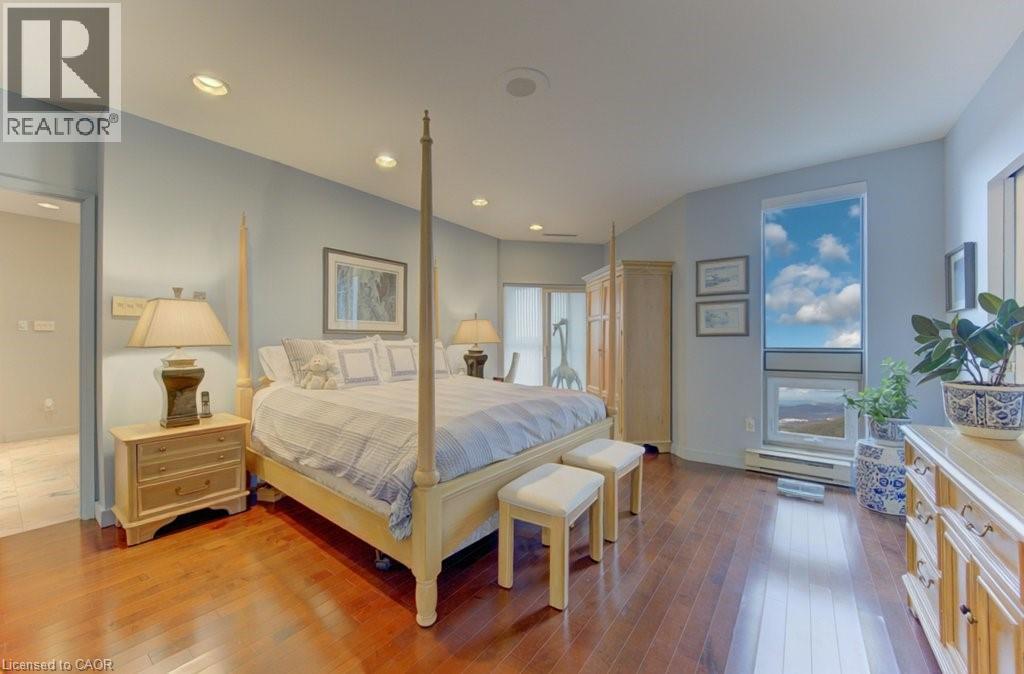 265 Westcourt Place Unit# Ph9, Waterloo, Ontario  N2L 6E4 - Photo 35 - 40830832