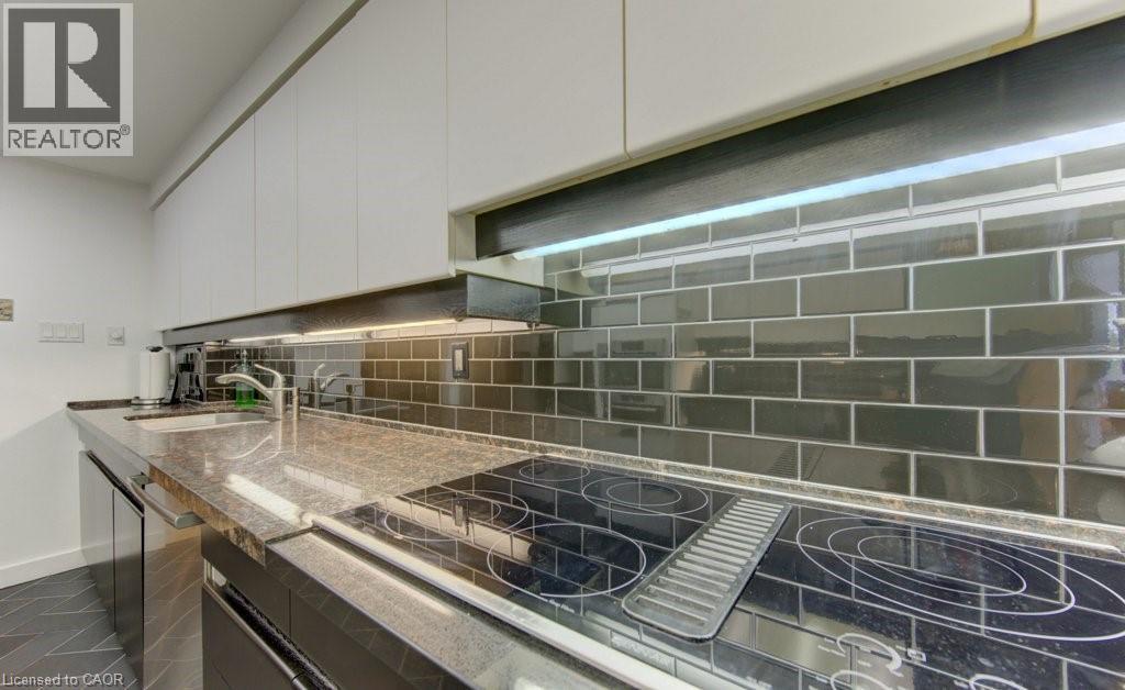 265 Westcourt Place Unit# Ph9, Waterloo, Ontario  N2L 6E4 - Photo 29 - 40830832
