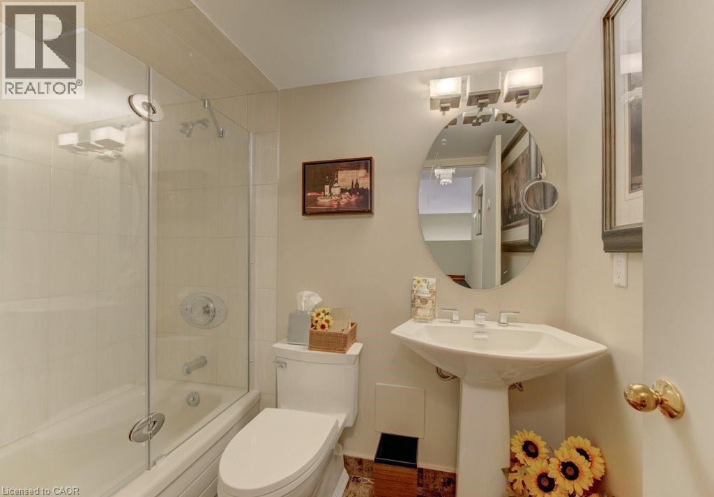 265 Westcourt Place Unit# Ph9, Waterloo, Ontario  N2L 6E4 - Photo 33 - 40830832