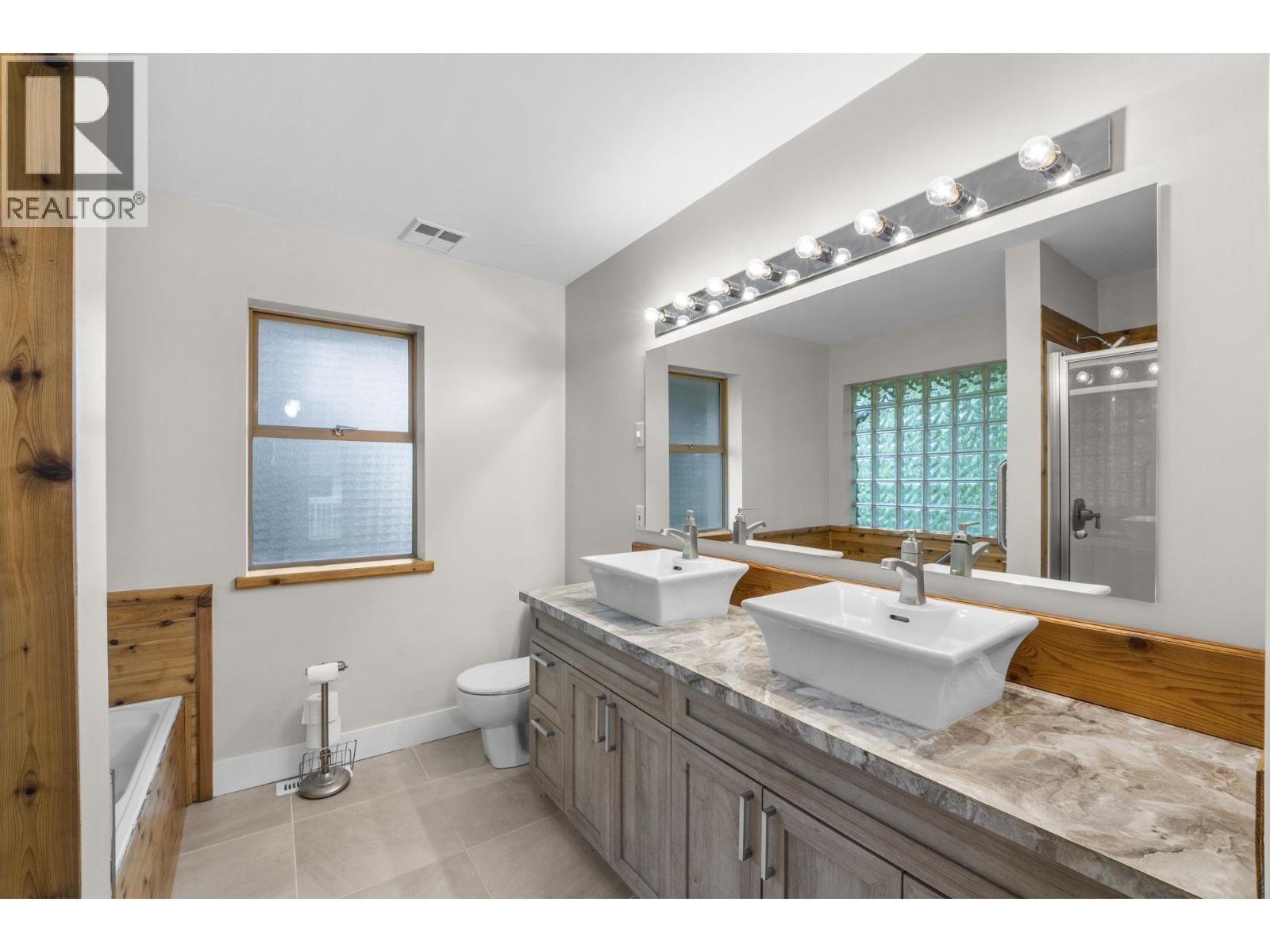 21105 River Road, Maple Ridge, British Columbia  V2X 2A1 - Photo 21 - R3123761