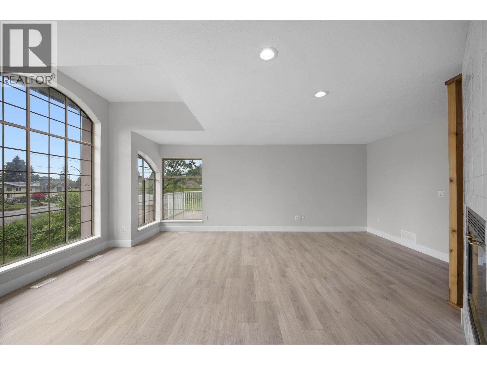 21105 River Road, Maple Ridge, British Columbia  V2X 2A1 - Photo 5 - R3123761