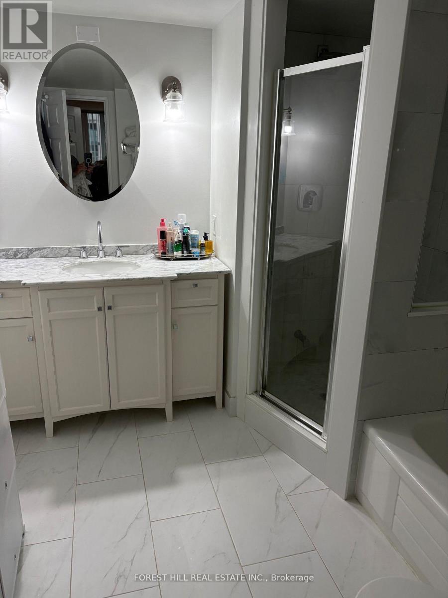 803 - 24 Wellesley Street W, Toronto, Ontario  M4Y 2X6 - Photo 10 - C13136056