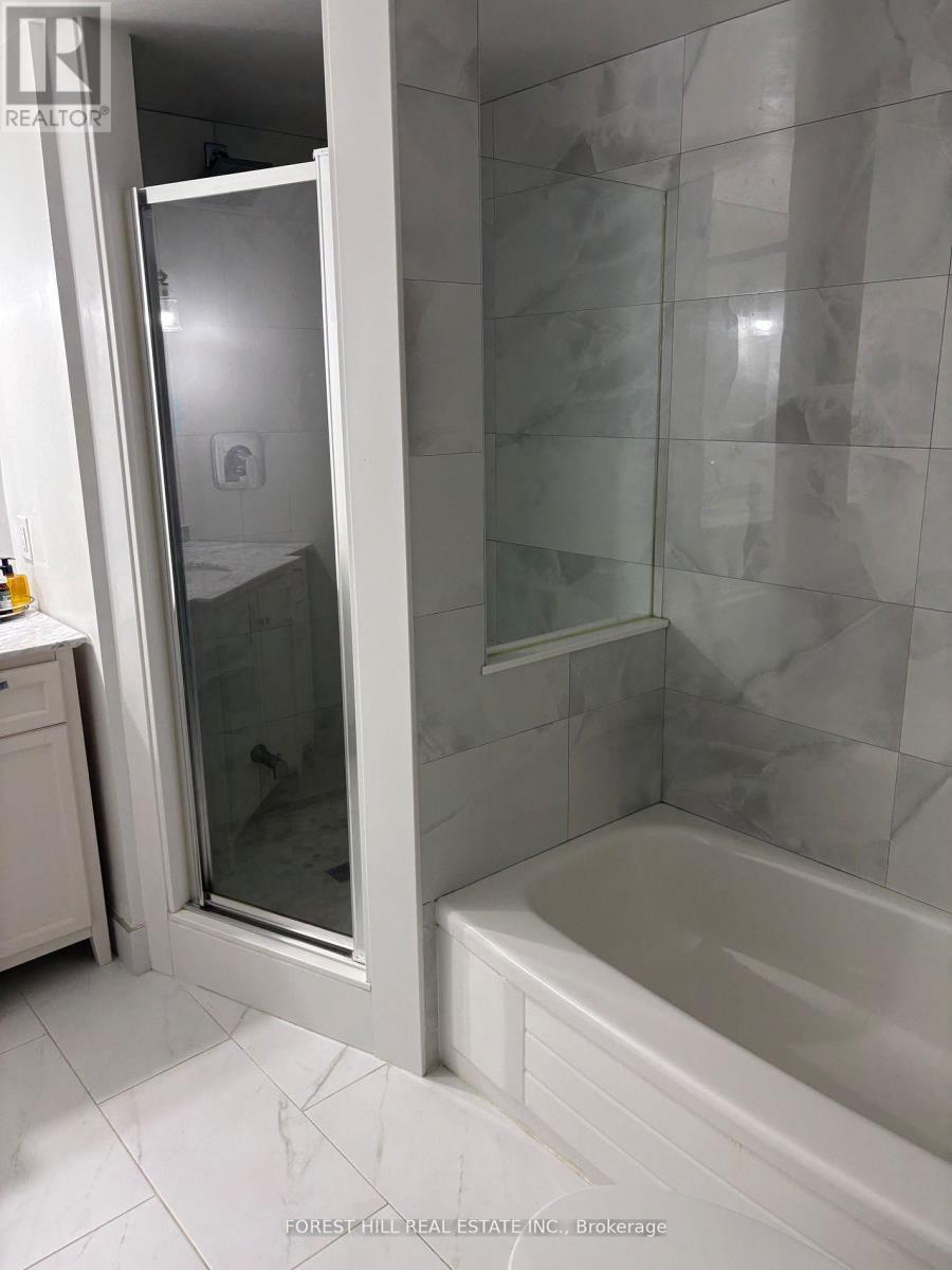 803 - 24 Wellesley Street W, Toronto, Ontario  M4Y 2X6 - Photo 11 - C13136056