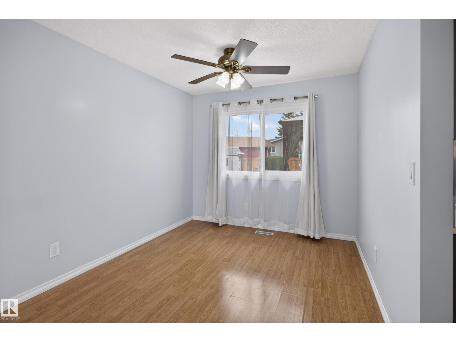 2622 131 Av Nw, Edmonton, Alberta  T5A 3Z1 - Photo 10 - E4488109
