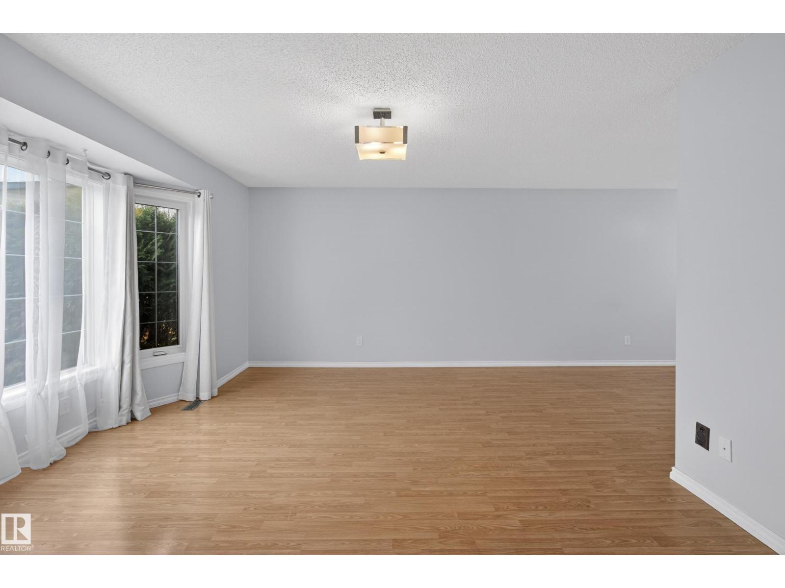 2622 131 Av Nw, Edmonton, Alberta  T5A 3Z1 - Photo 7 - E4488109