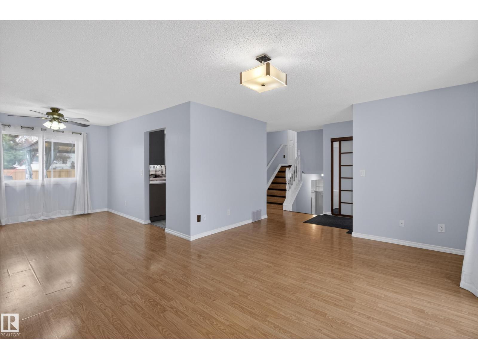 2622 131 Av Nw, Edmonton, Alberta  T5A 3Z1 - Photo 8 - E4488109