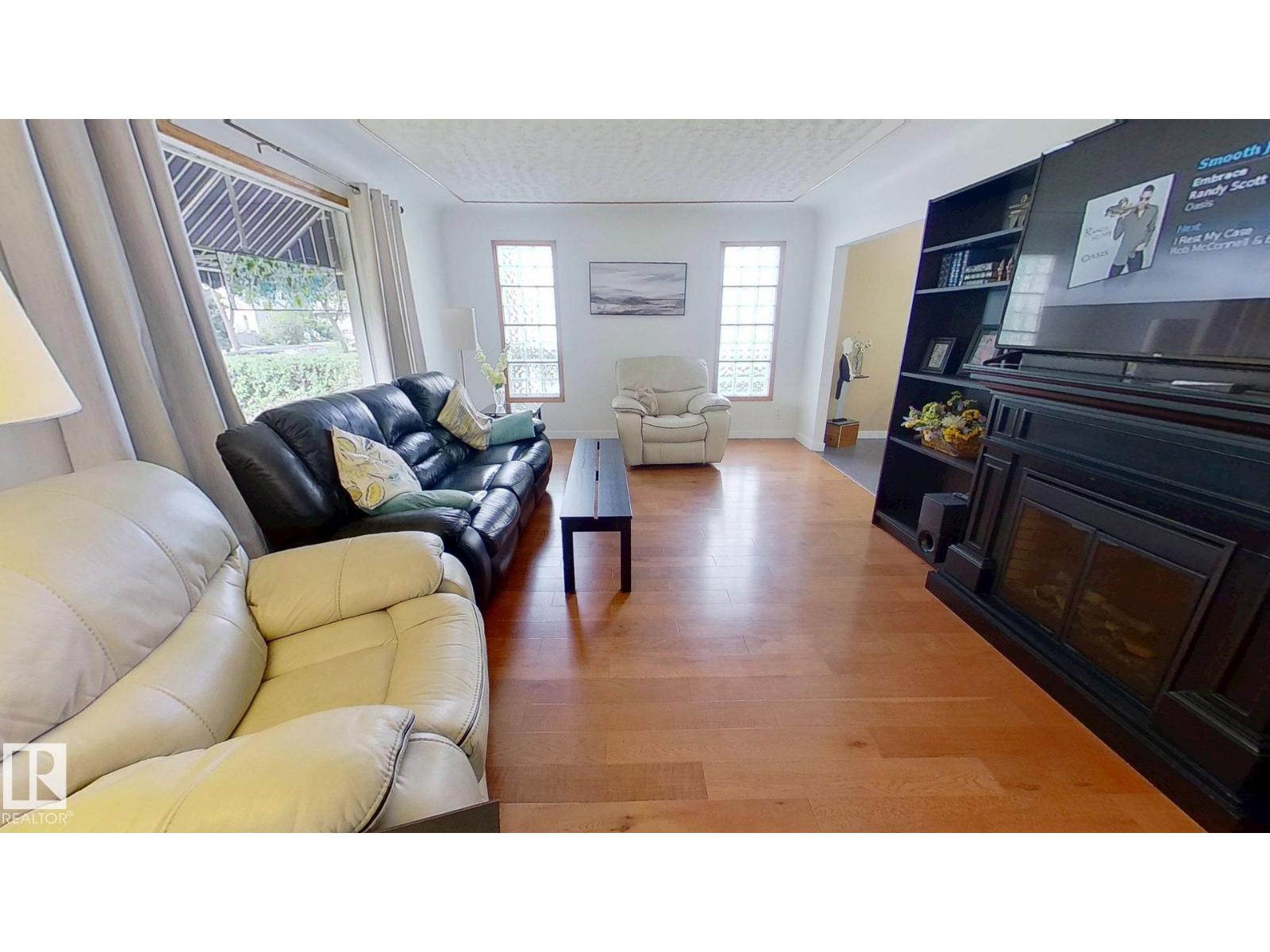 13908 117 Av Nw, Edmonton, Alberta  T5M 3J4 - Photo 2 - E4488110