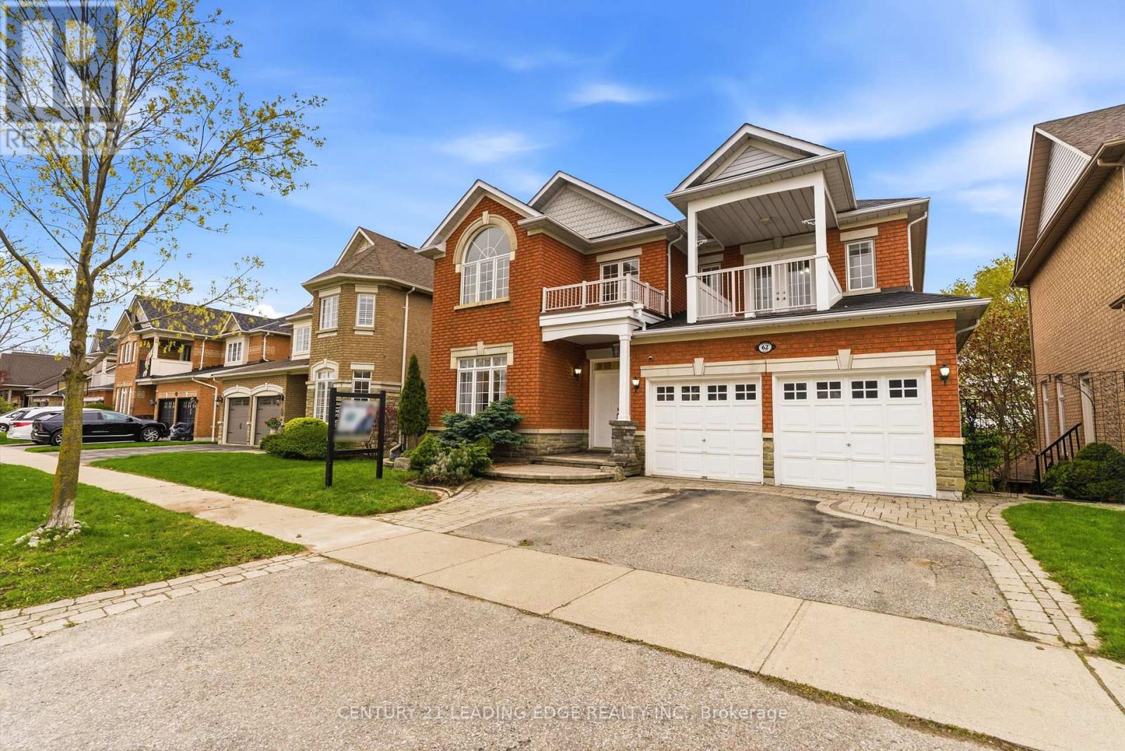 62 JAMES ROWE DRIVE, Whitby, Ontario