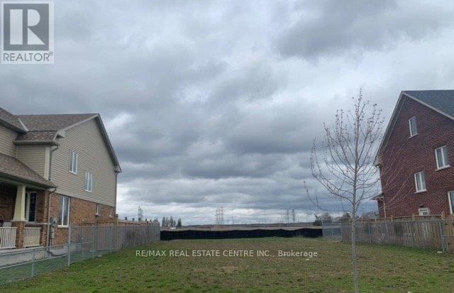 202 Symington Avenue, Oshawa, Ontario  L1L 0J8 - Photo 2 - E13136038