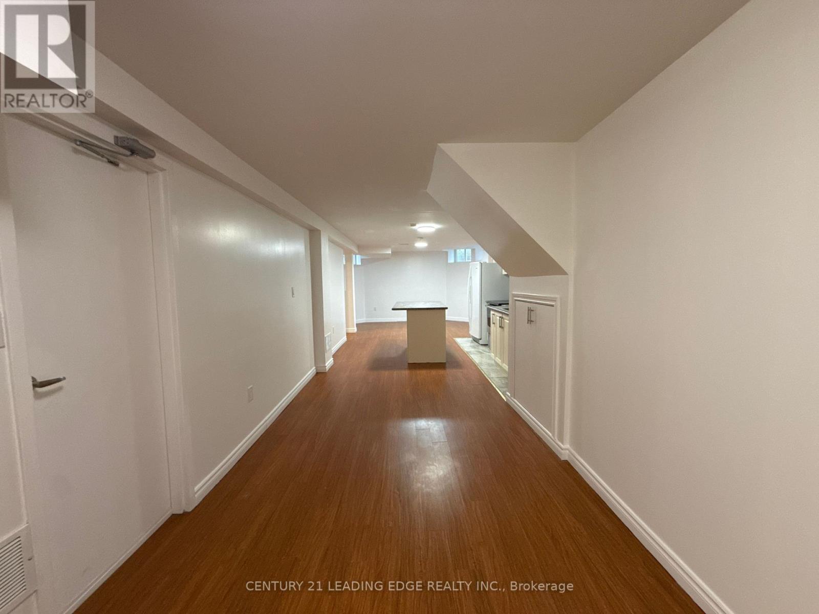 Lower - 24 Wigston Court, Whitby, Ontario  L1R 2B9 - Photo 10 - E13136088