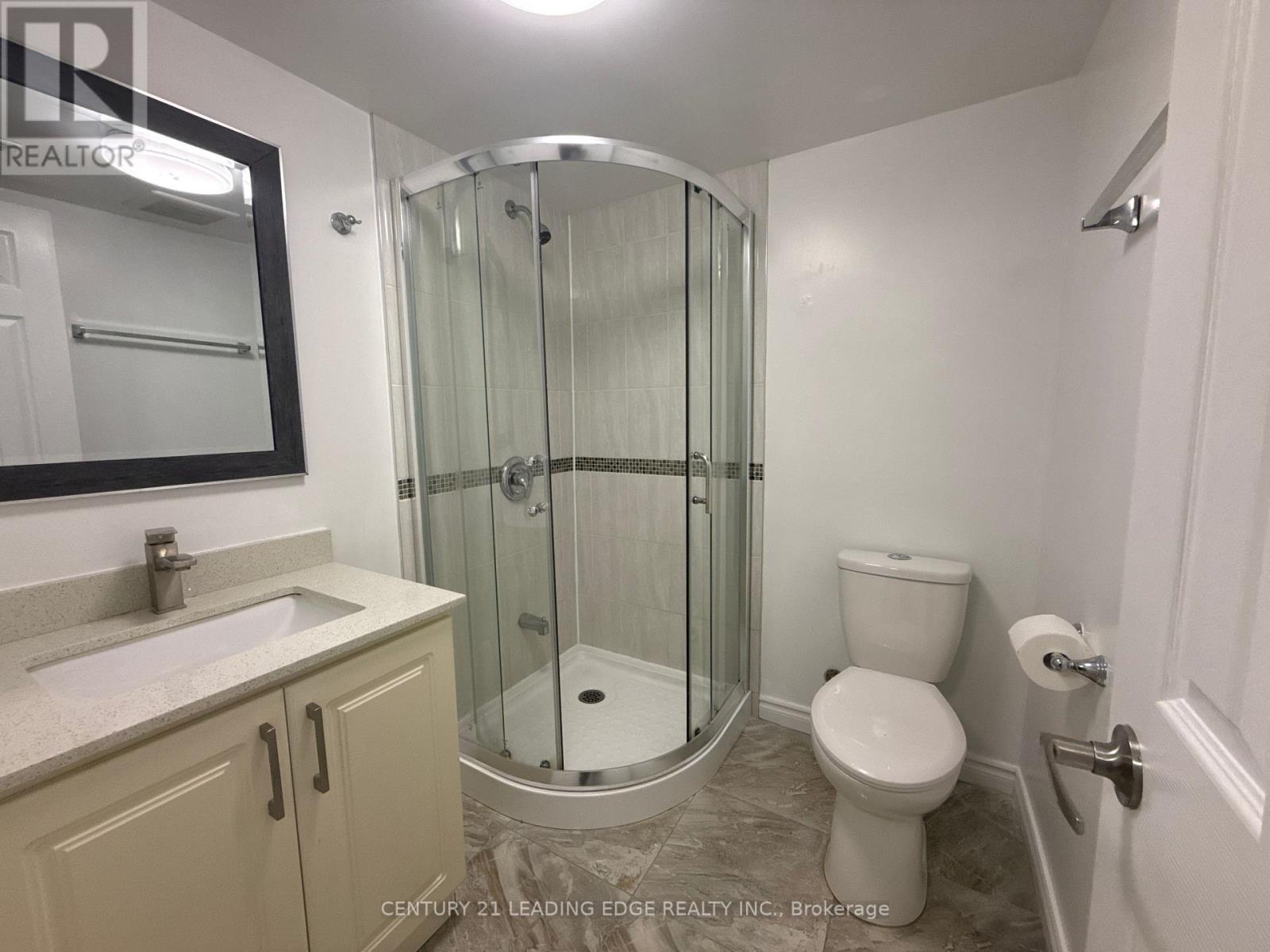 Lower - 24 Wigston Court, Whitby, Ontario  L1R 2B9 - Photo 4 - E13136088