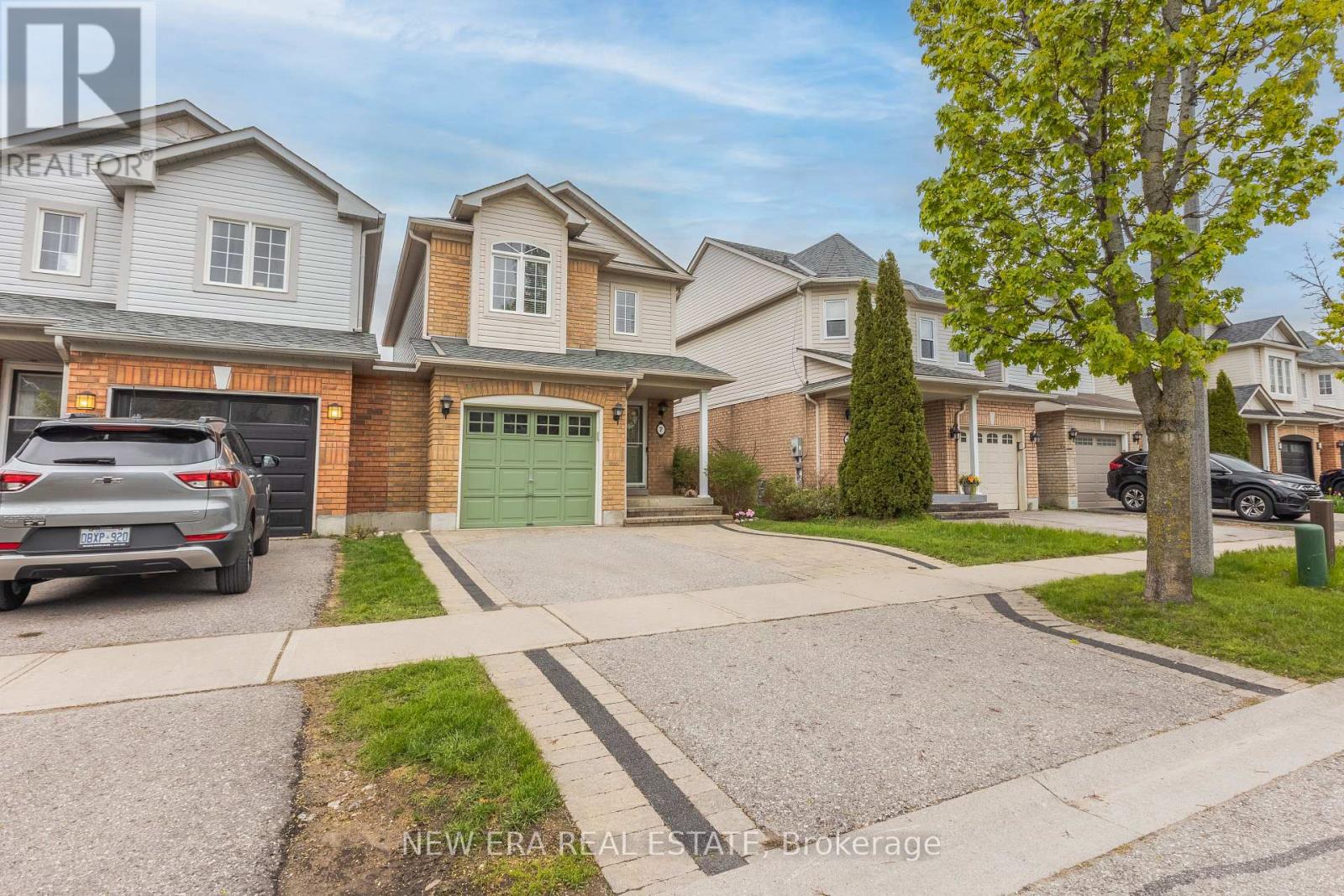 7 Catkins Crescent, Whitby, Ontario  L1R 3A2 - Photo 1 - E13136160