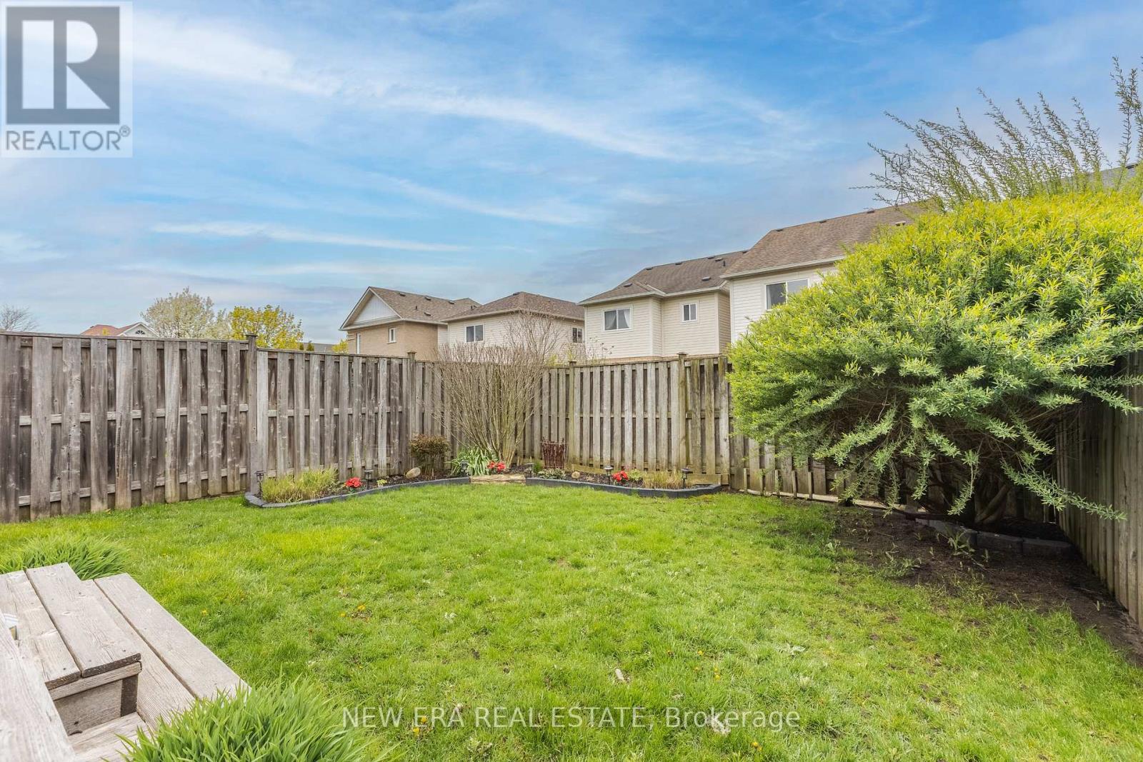 7 Catkins Crescent, Whitby, Ontario  L1R 3A2 - Photo 35 - E13136160