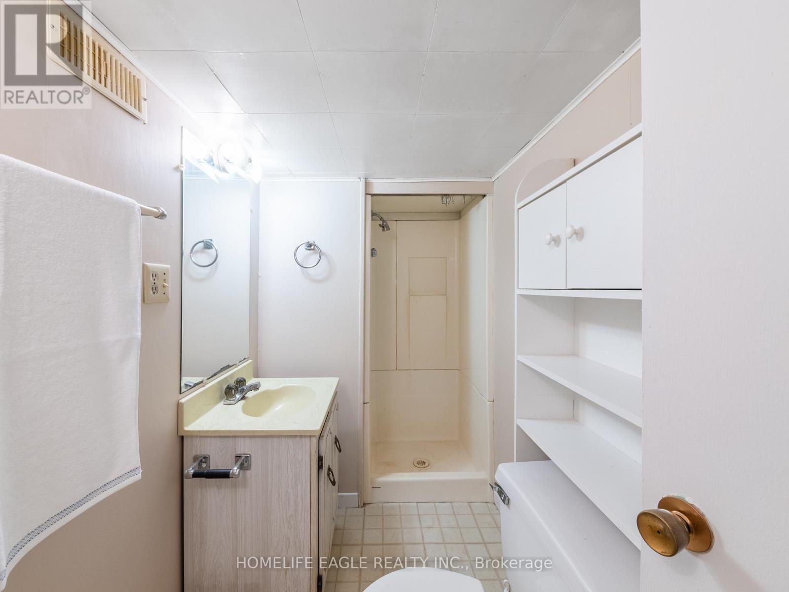 75 Denne Boulevard, Newmarket, Ontario  L3Y 4H5 - Photo 34 - N13136030