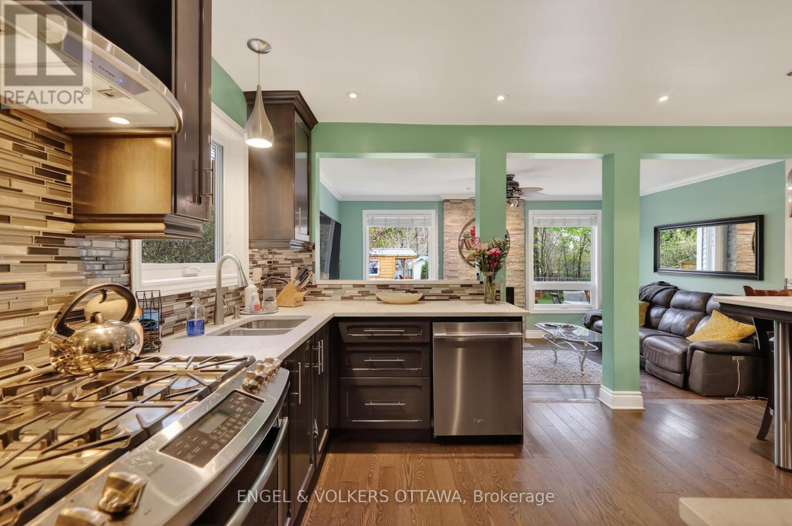 425 Tanager Bay, Ottawa, Ontario  K1E 2Z7 - Photo 10 - X13053908