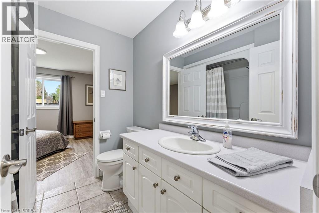 33 Margaret Drive, St. George, Ontario  N0E 1N0 - Photo 18 - 40825642