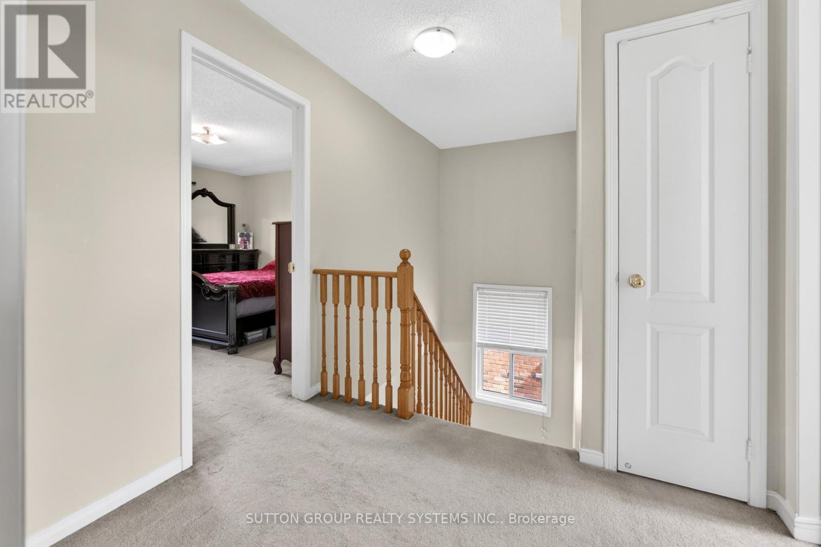 5705 Jenvic Grove E, Mississauga, Ontario  L5M 7B4 - Photo 24 - W13136036