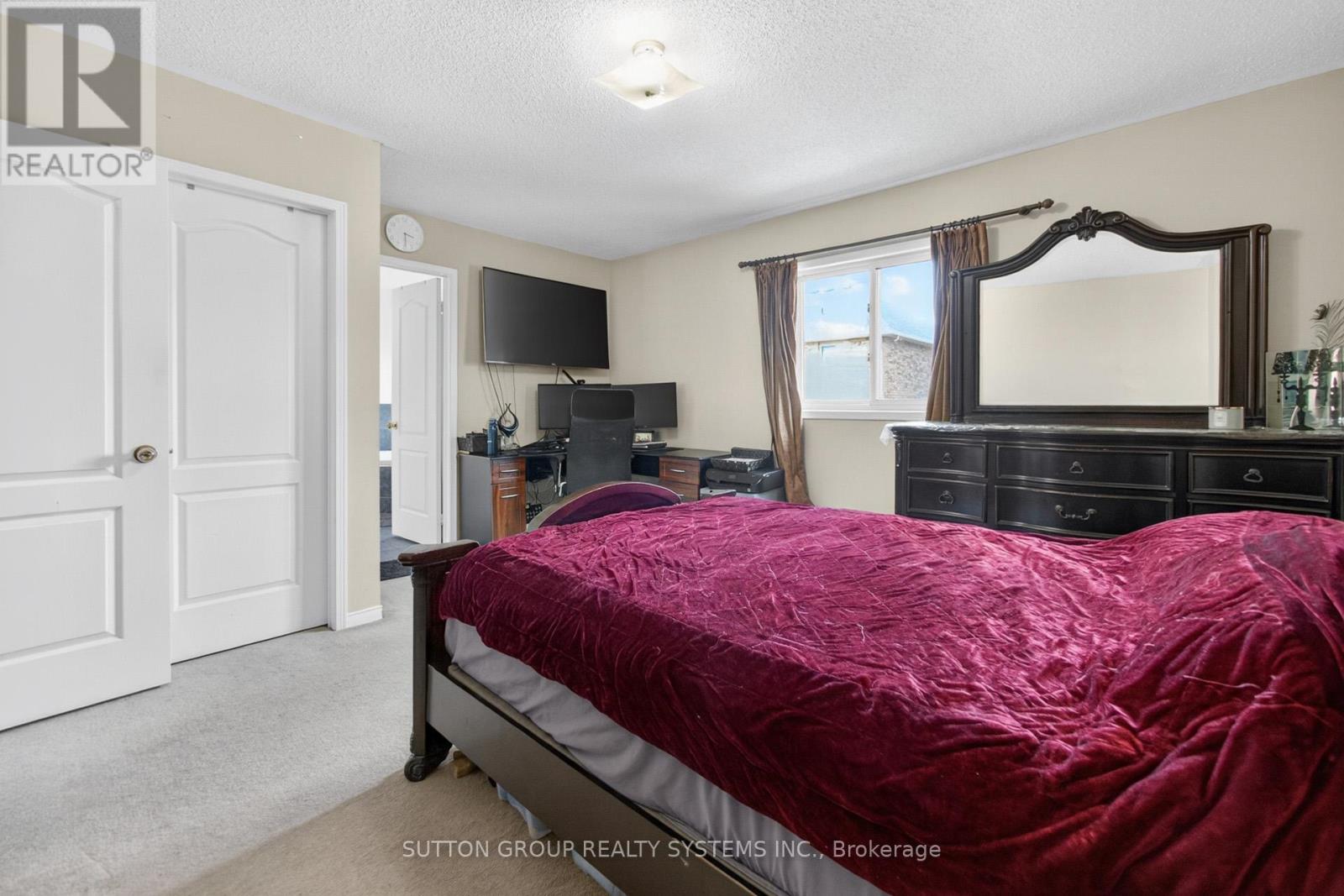 5705 Jenvic Grove E, Mississauga, Ontario  L5M 7B4 - Photo 27 - W13136036