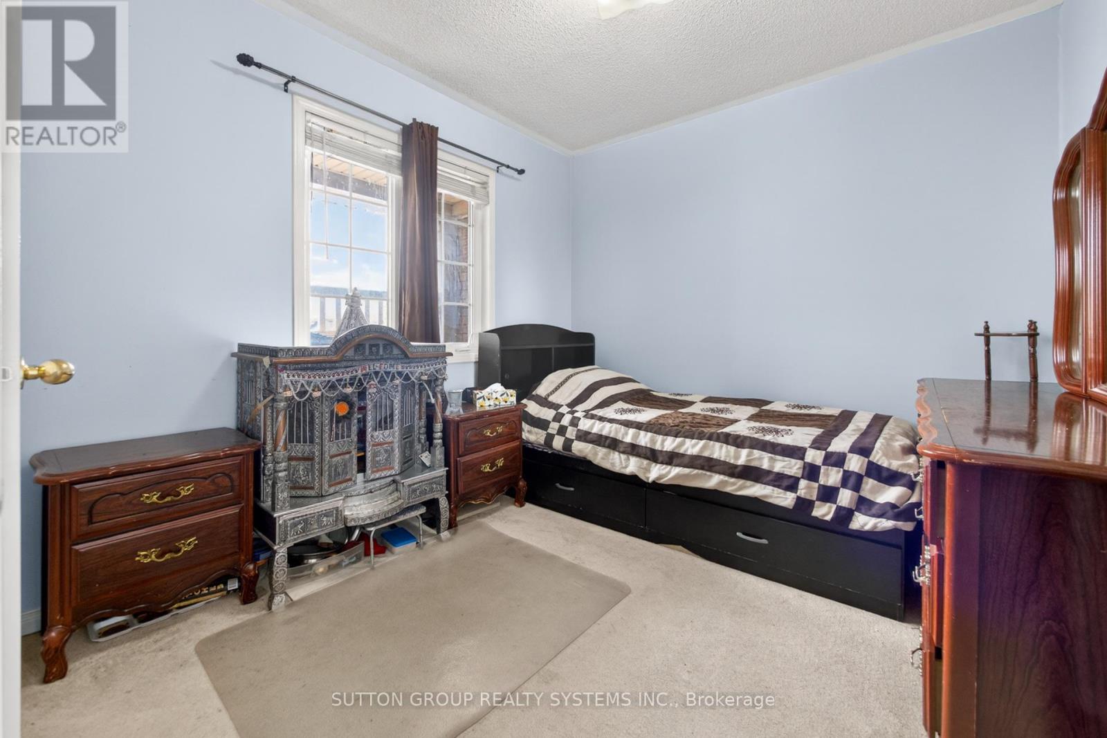 5705 Jenvic Grove E, Mississauga, Ontario  L5M 7B4 - Photo 34 - W13136036