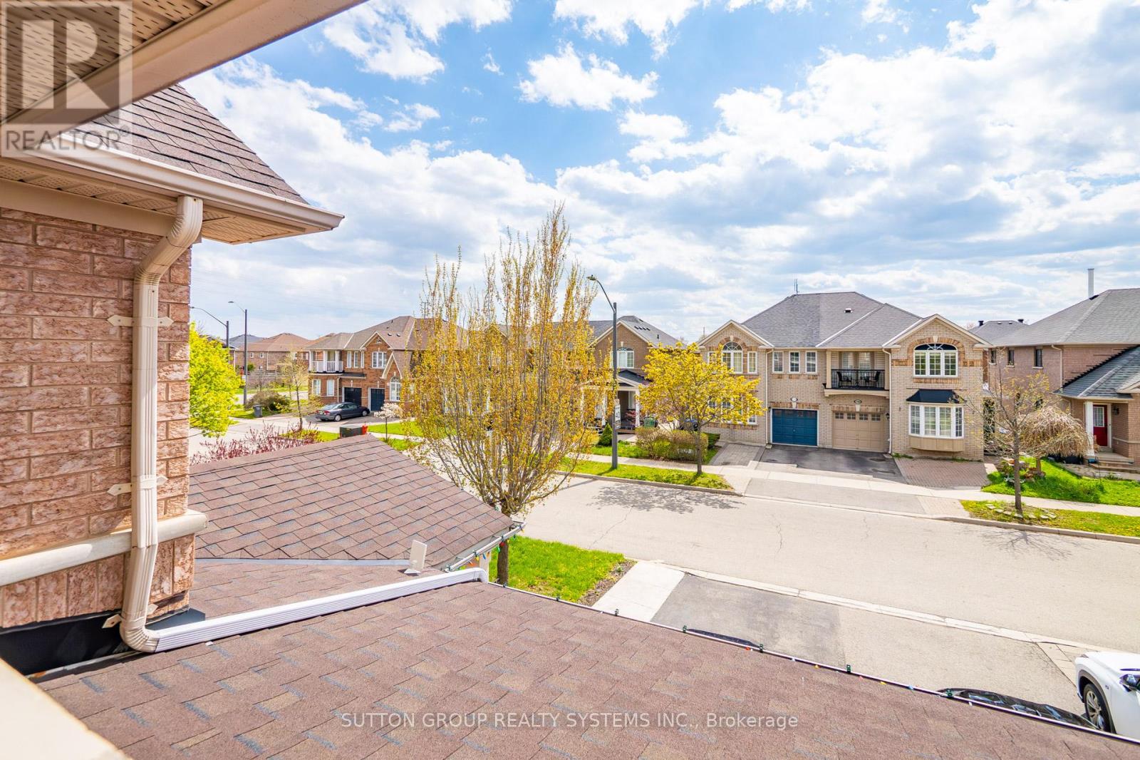 5705 Jenvic Grove E, Mississauga, Ontario  L5M 7B4 - Photo 37 - W13136036