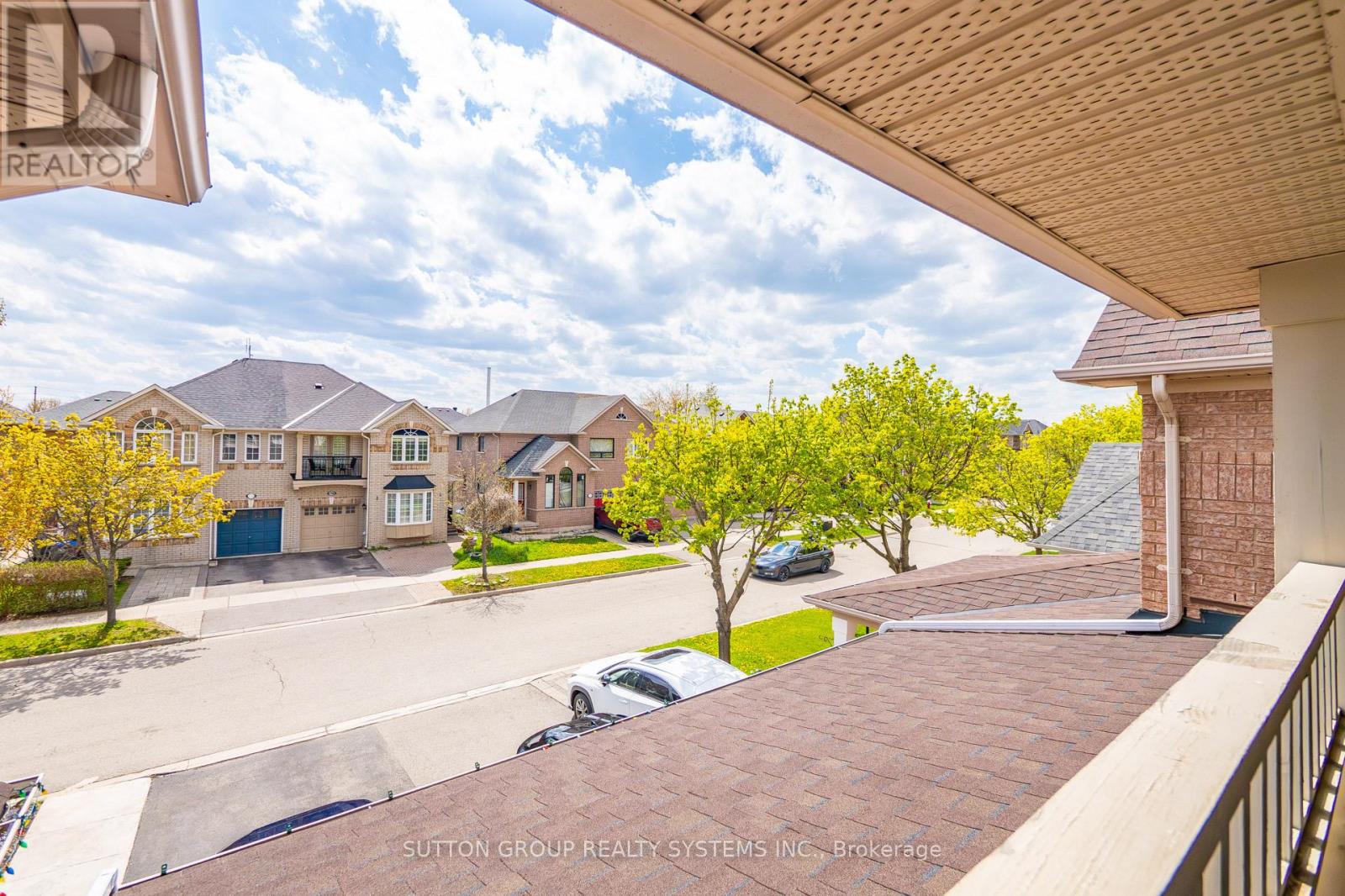 5705 Jenvic Grove E, Mississauga, Ontario  L5M 7B4 - Photo 38 - W13136036