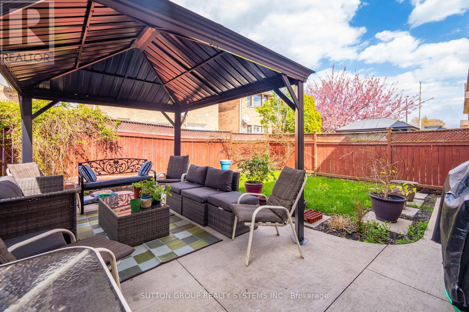 5705 Jenvic Grove E, Mississauga, Ontario  L5M 7B4 - Photo 48 - W13136036