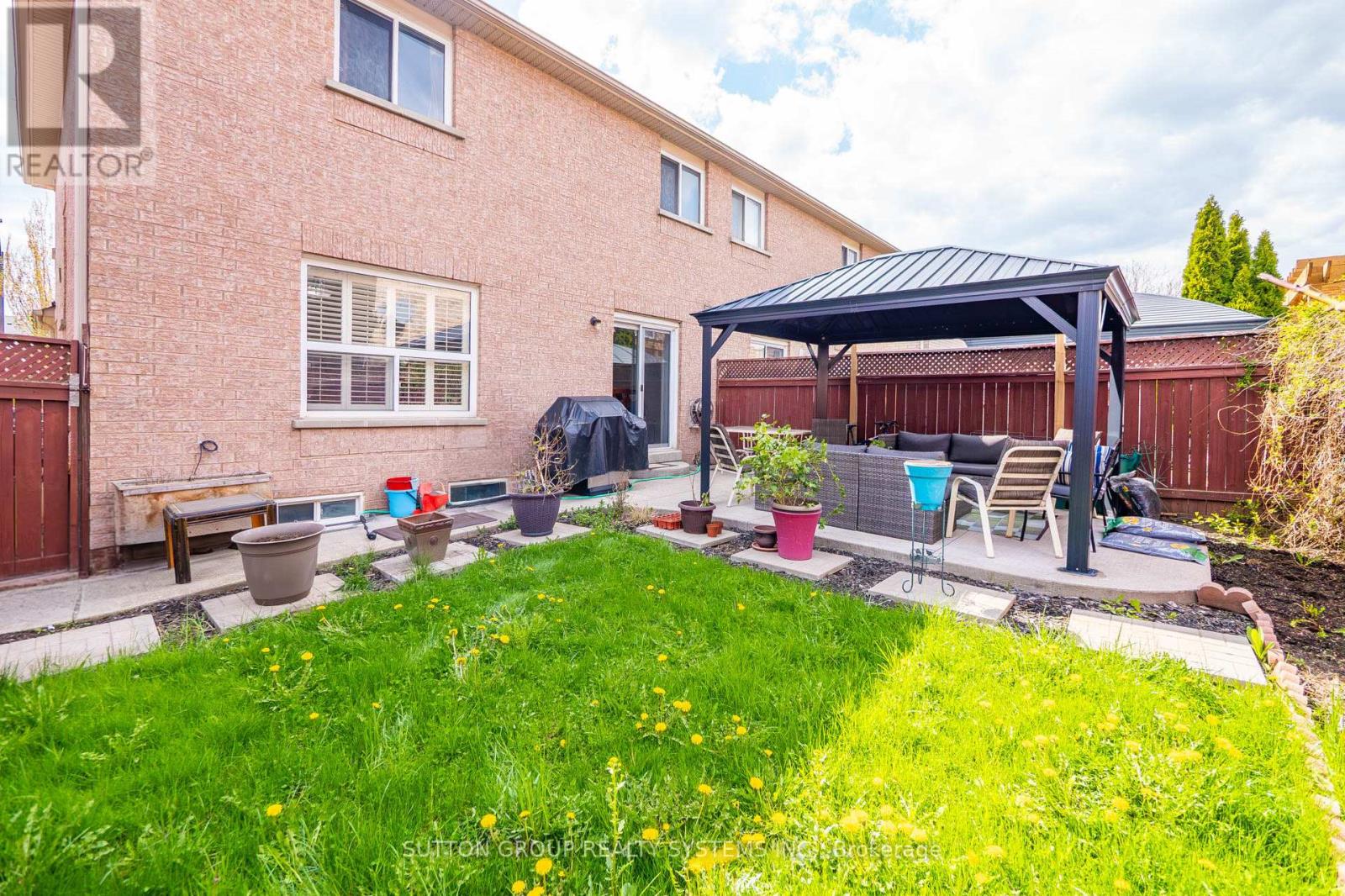 5705 Jenvic Grove E, Mississauga, Ontario  L5M 7B4 - Photo 50 - W13136036