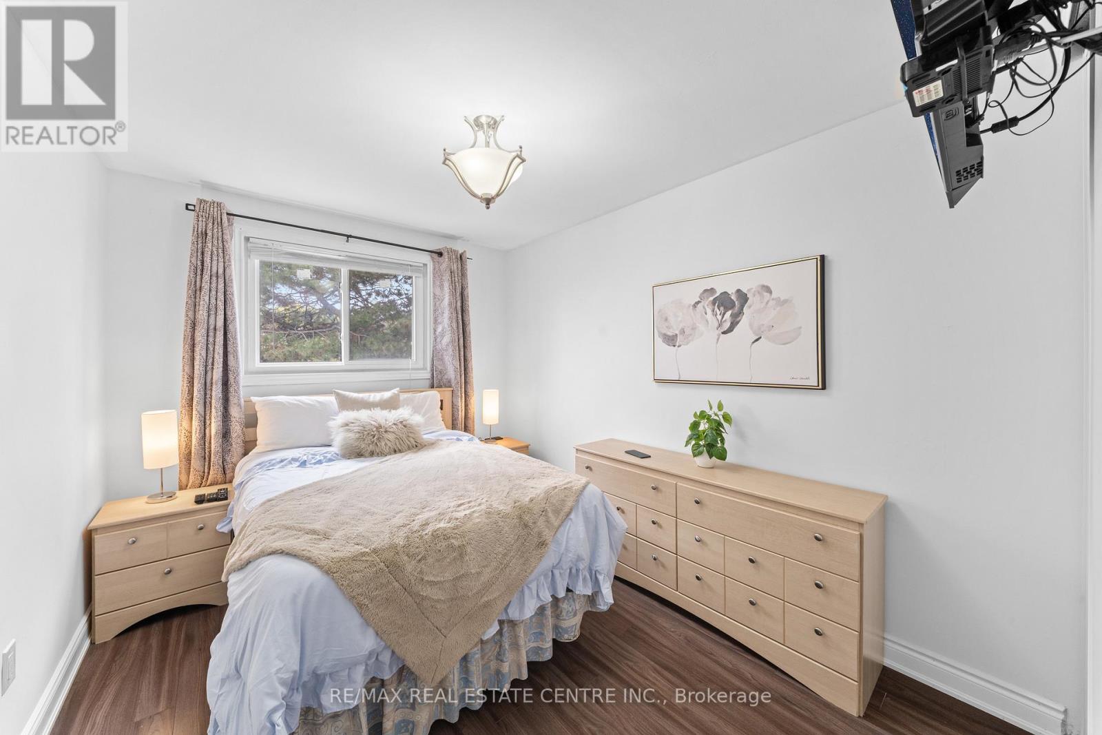 22 Glen Echo Court, Brampton, Ontario  L6S 5T9 - Photo 27 - W13136050