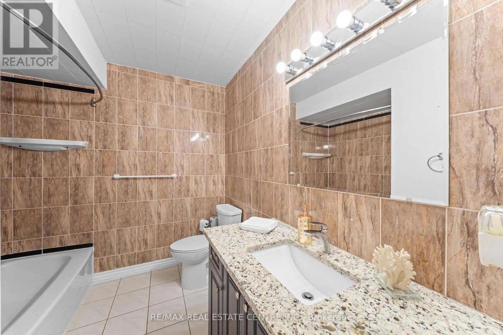 22 Glen Echo Court, Brampton, Ontario  L6S 5T9 - Photo 29 - W13136050