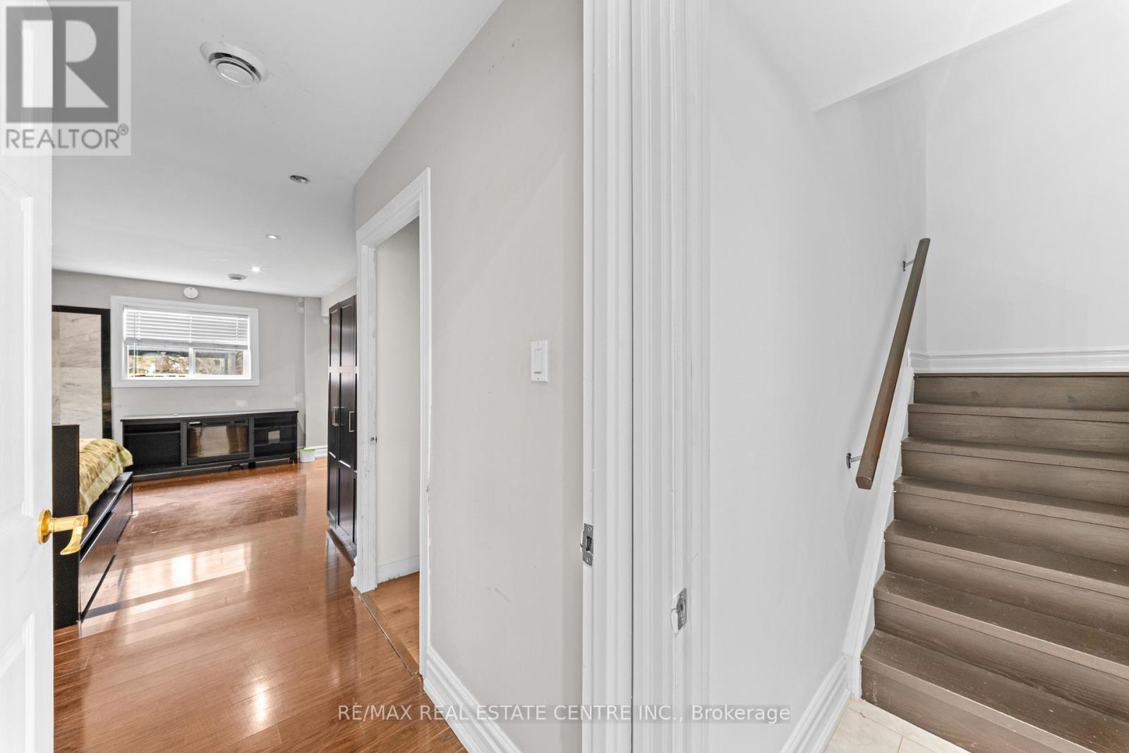 22 Glen Echo Court, Brampton, Ontario  L6S 5T9 - Photo 31 - W13136050