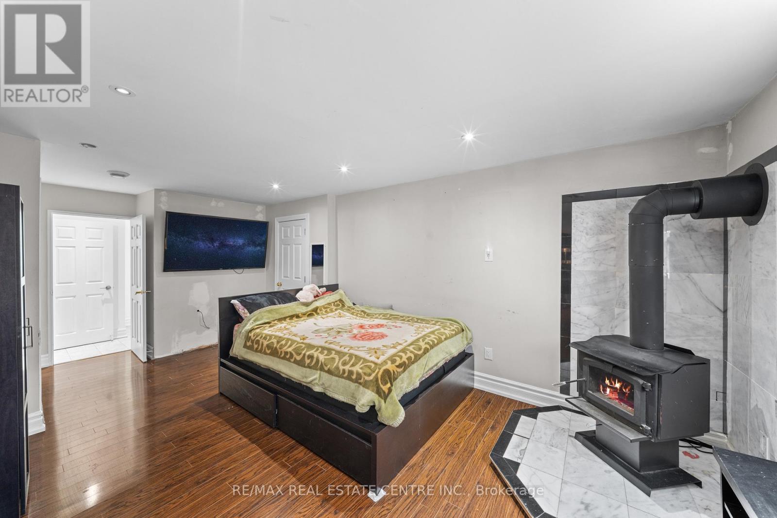 22 Glen Echo Court, Brampton, Ontario  L6S 5T9 - Photo 35 - W13136050