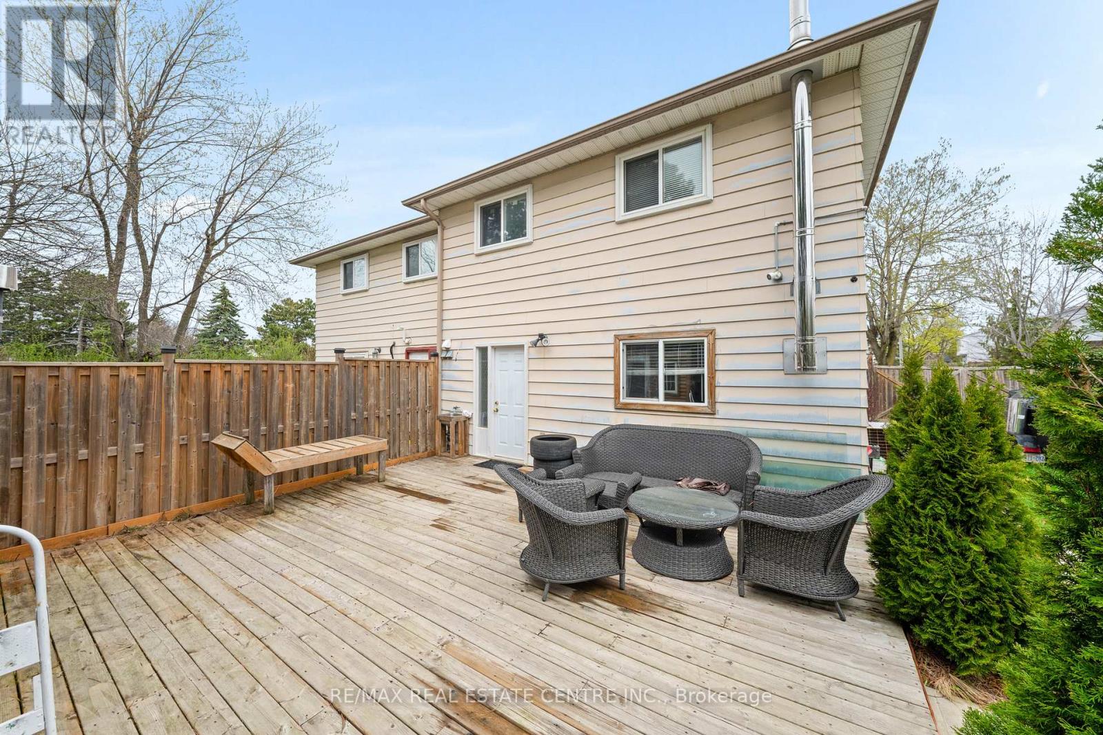22 Glen Echo Court, Brampton, Ontario  L6S 5T9 - Photo 46 - W13136050